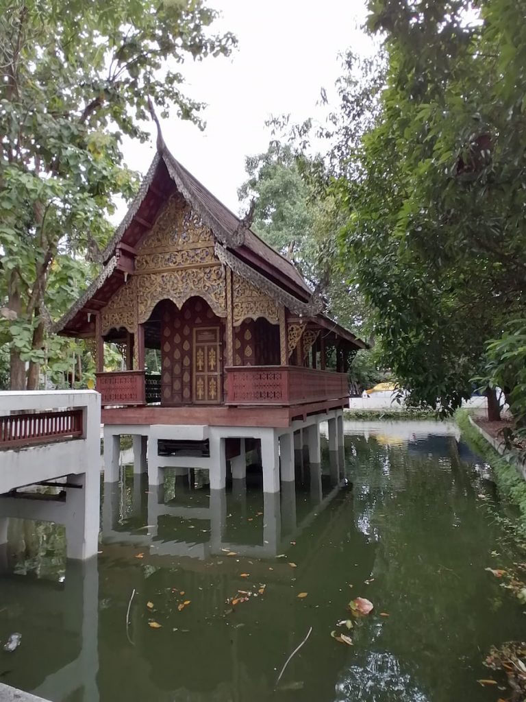 Le temple Wat Chiang Man date du XIIIe siècle.