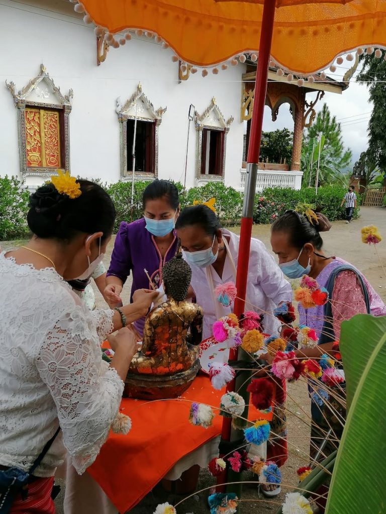 festival annuel (novembre) du peuple Lanna à Mae Chaem