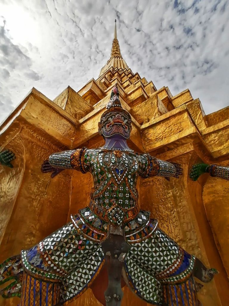 Les temples de Thaïlande sont magnifiques. La ville de Chiang Mai en compte près de 400.