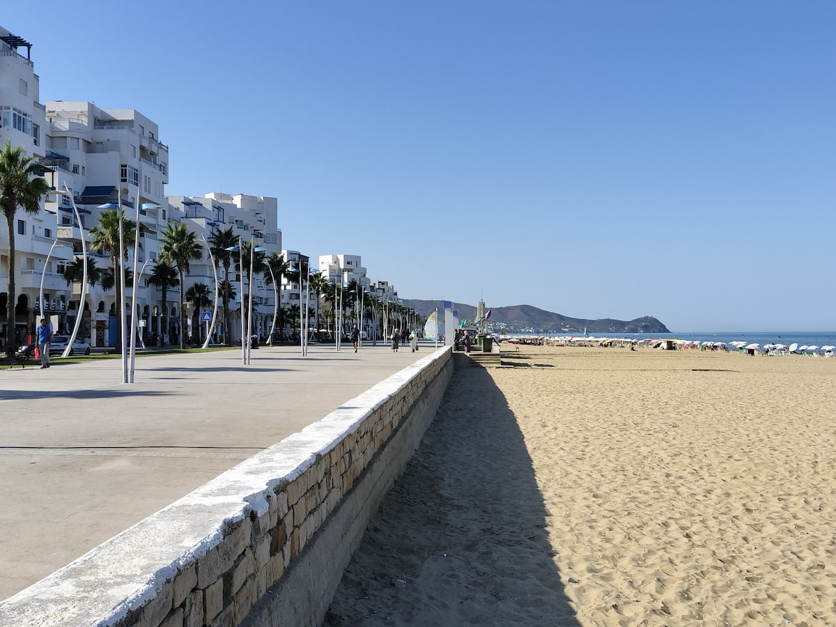 Du côté de Capo Negro, les stations balnéaires sont nombreuses avec des plages de sable blanc comme celle de Martil, un pur bonheur.