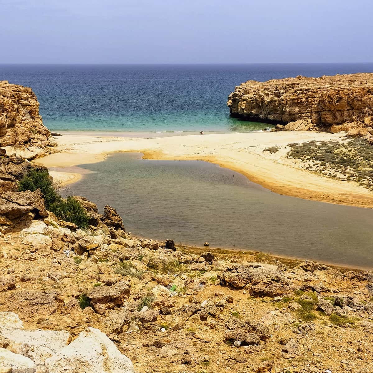 Seuls sur les innombrables plages d'Oman.